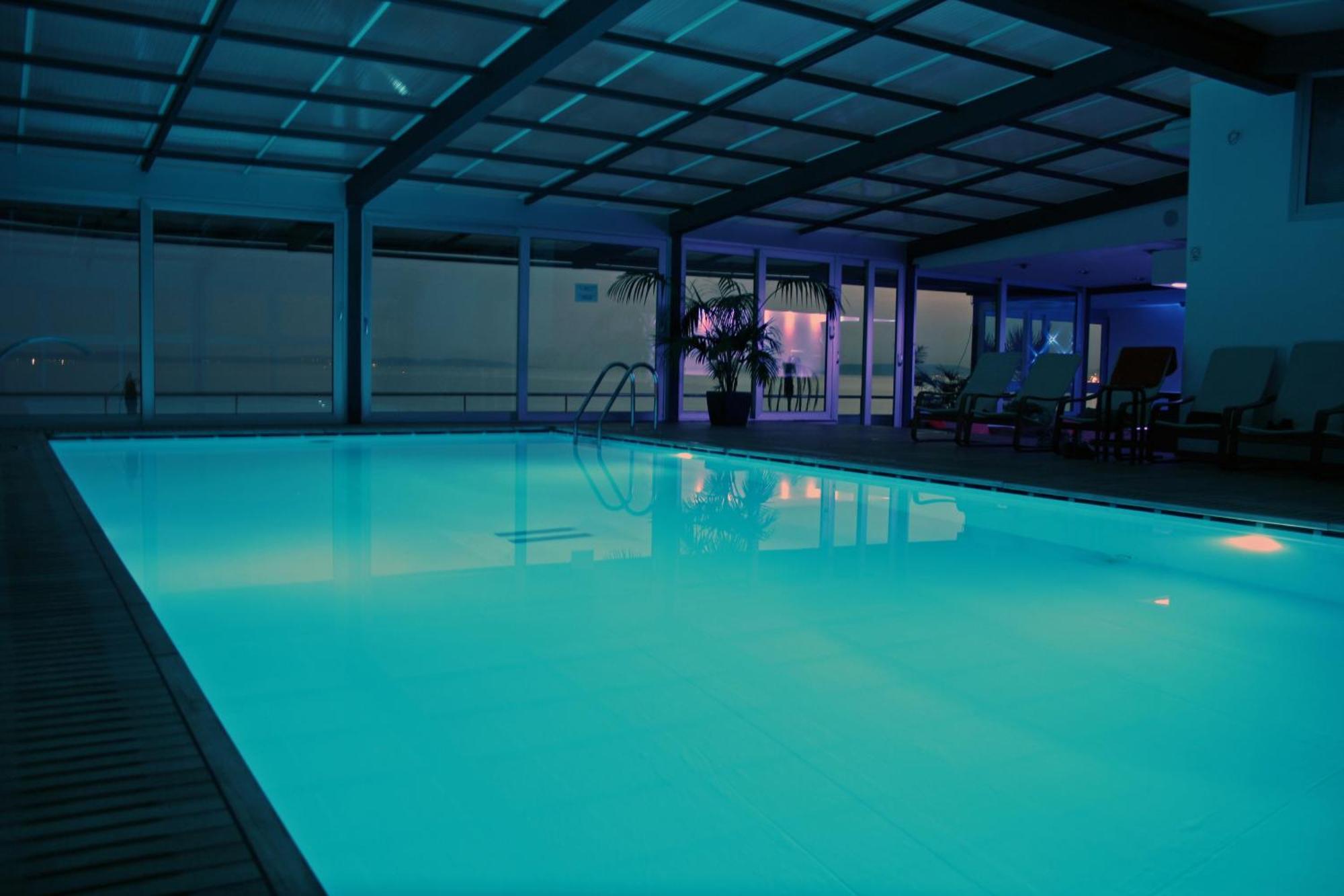 Hotel Jona Подстрана Екстериор снимка