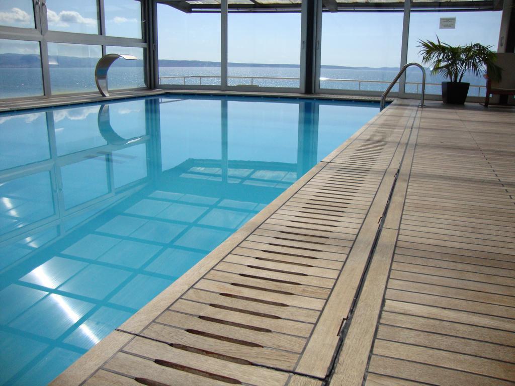 Hotel Jona Подстрана Екстериор снимка