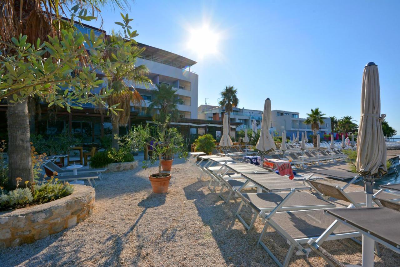 Hotel Jona Подстрана Екстериор снимка